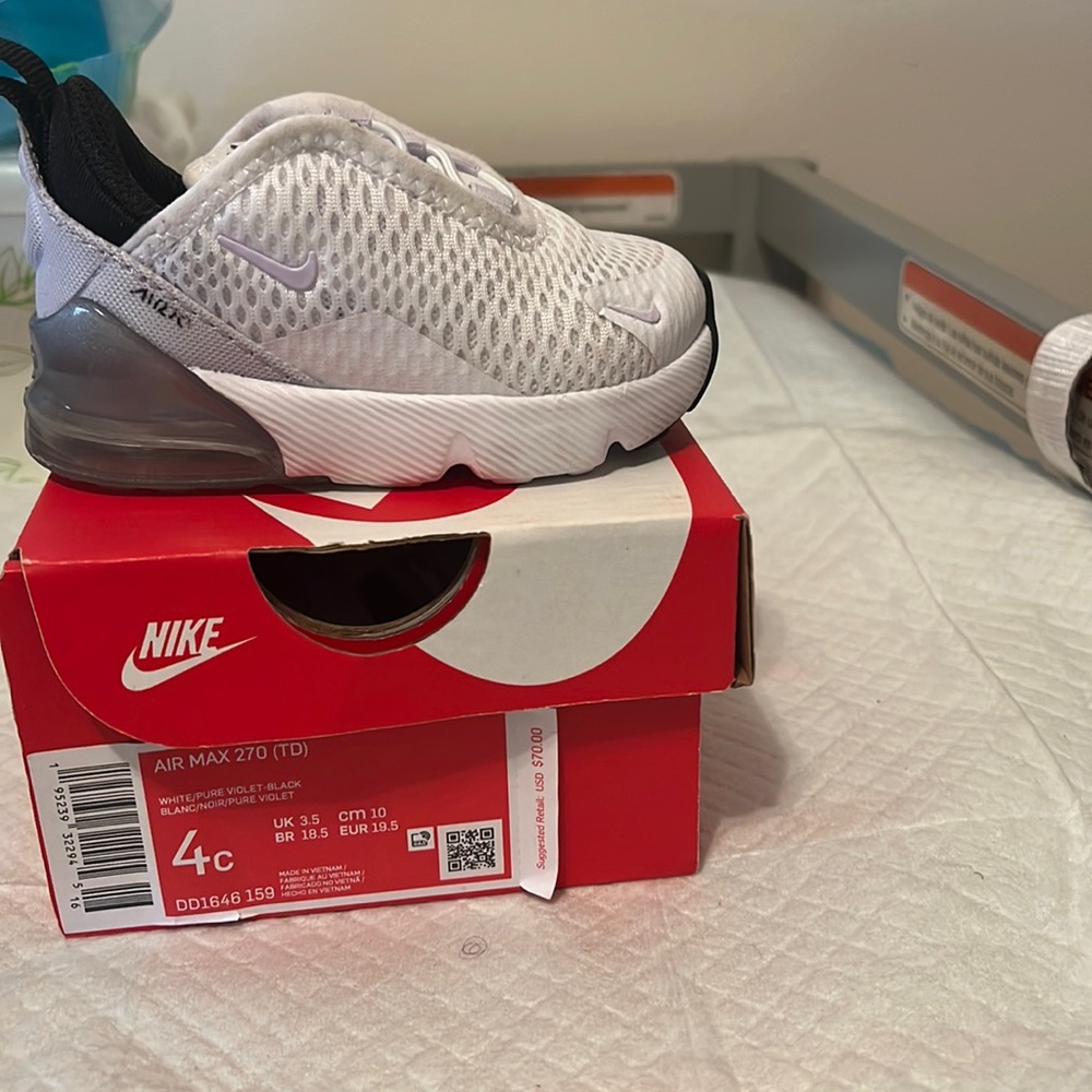 Nike Airmax 270 (infant size 4c)